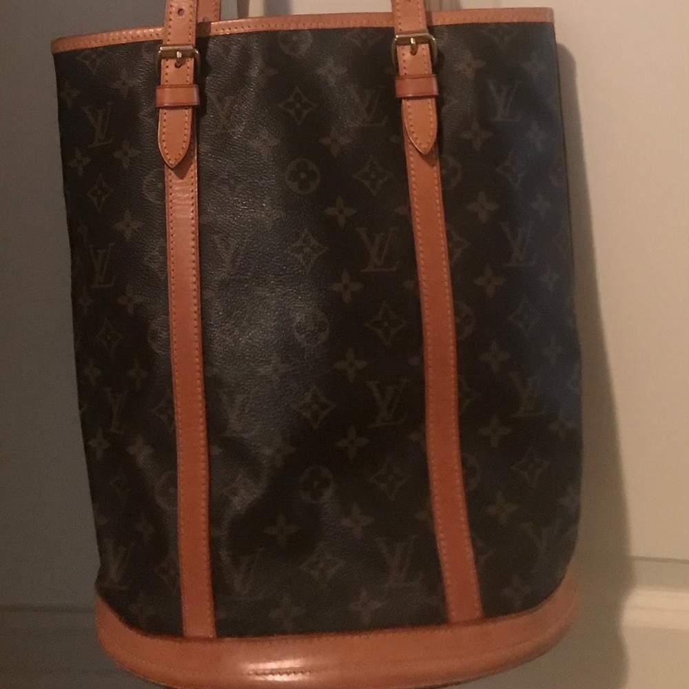 Vintage Louis Vuitton Bucket GM
